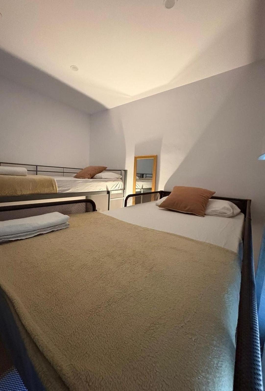 Habitaciones En Barcelona Bagian luar foto